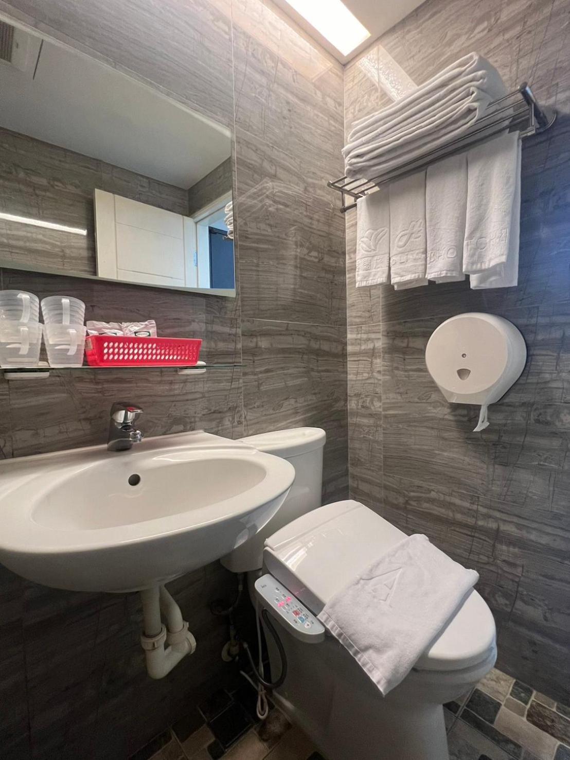 Ya Dou Hotel Тайбей Екстер'єр фото
